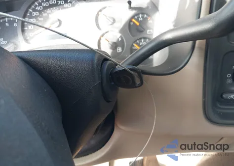 2003 GMC Sierra 1500 z USA, uszkodzony, nr VIN 2GTEC19VX31234706